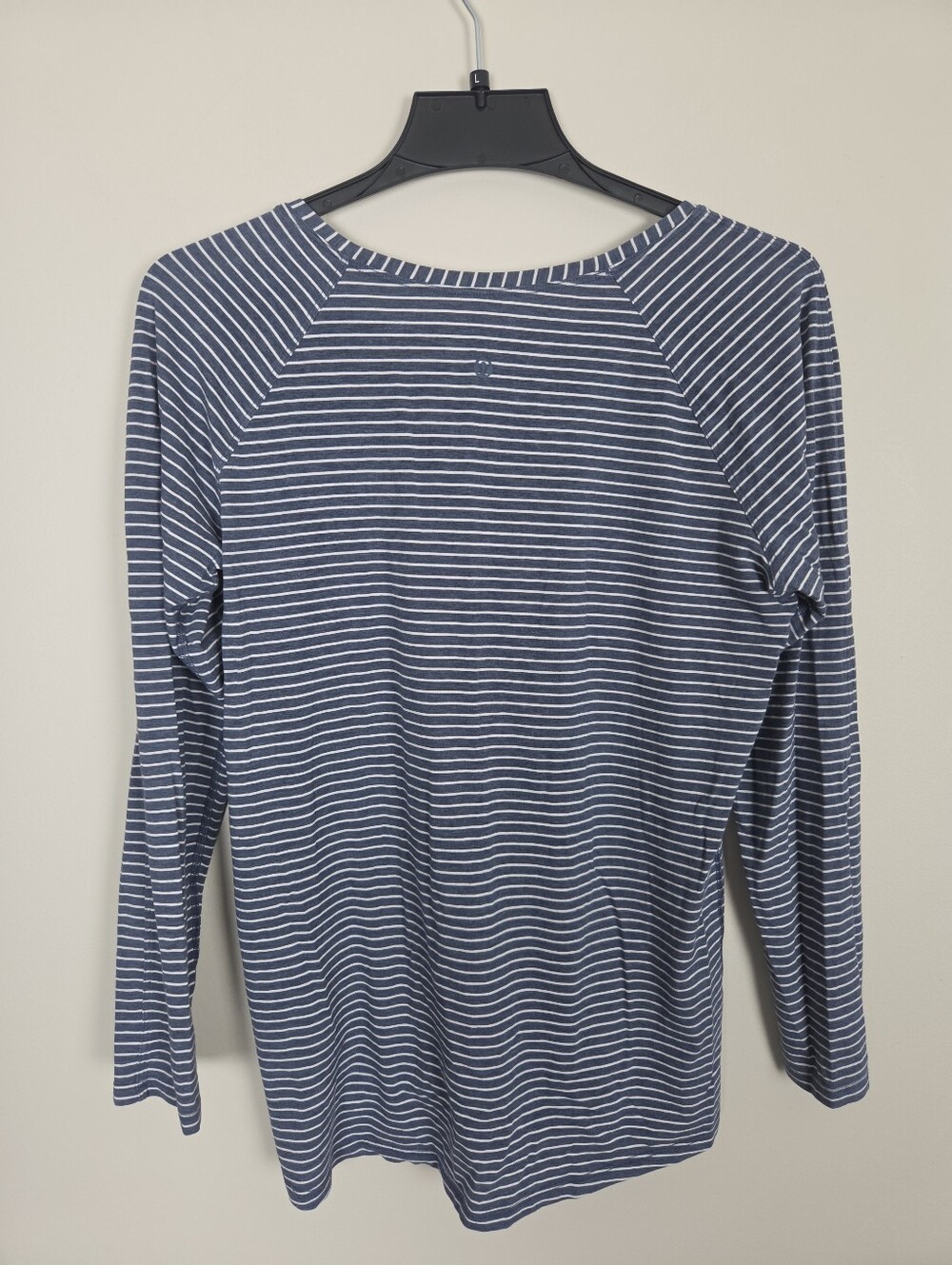 Lululemon Emerald Long Sleeve Size 8 Striped Blue White Yoga Commute Athleisure - Picture 4 of 6
